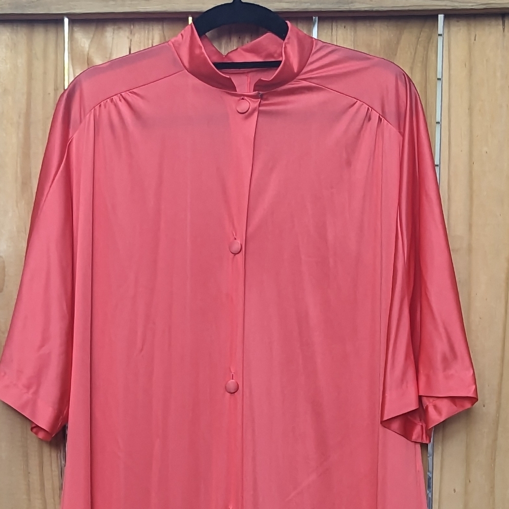 Vintage 60s/70s Coral Pink Robe